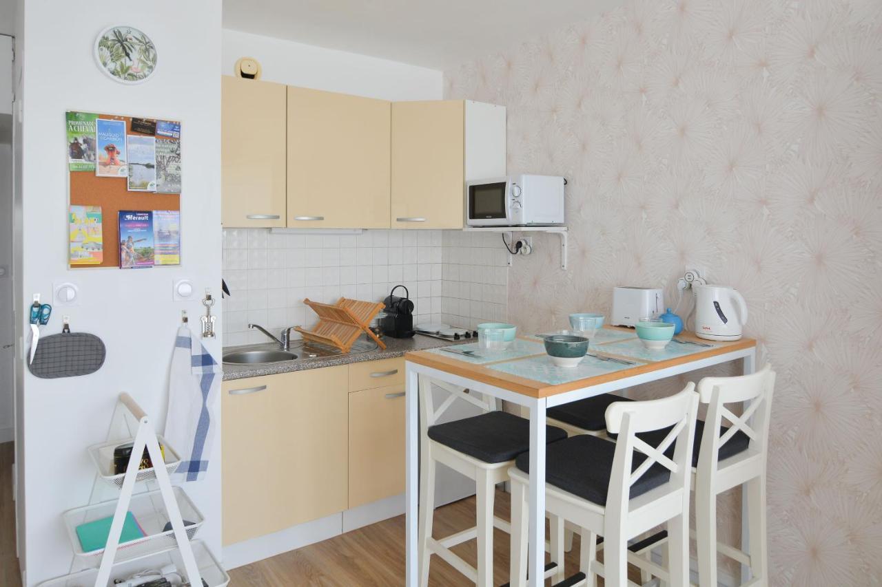 Studio Carnon, plage, port et commerces à 2 pas Extérieur photo